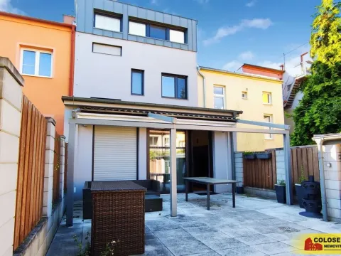 Pronájem rodinného domu, Brno, Dykova, 316 m2