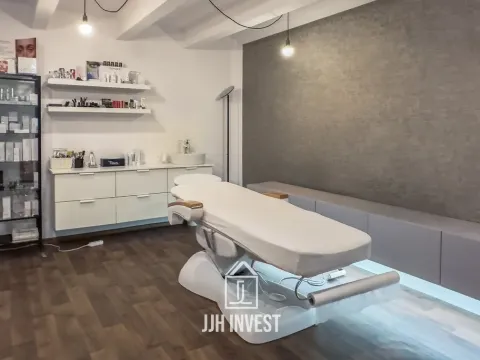 Pronájem obchodního prostoru, Poděbrady, nám. T.G.Masaryka, 55 m2