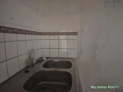 Pronájem výrobních prostor, Praha - Běchovice, Podnikatelská, 595 m2