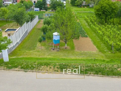 Prodej pozemku pro bydlení, Moravany, 399 m2