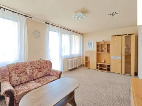 Prodej bytu 3+1, Pardubice, Bělehradská, 70 m2