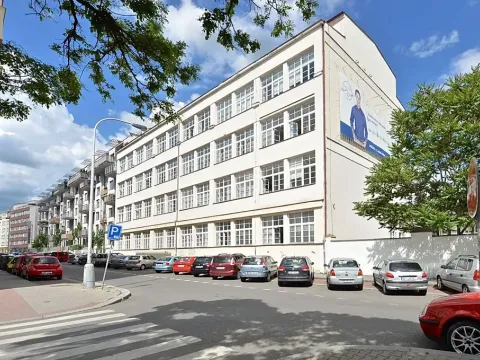 Pronájem kanceláře, Praha - Libeň, U libeňského pivovaru, 103 m2
