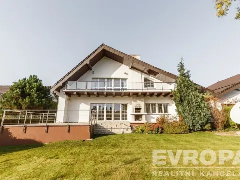 Pronájem vily, Průhonice, Sadová, 350 m2