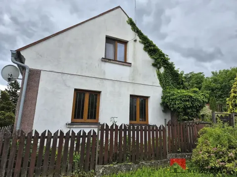 Pronájem chalupy, Dobrovice, 50 m2