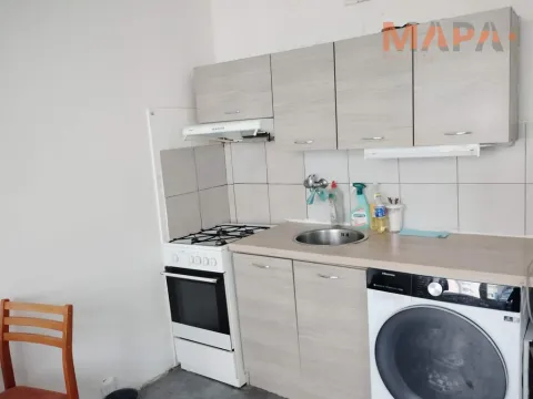 Prodej bytu 1+1, Chomutov, Jirkovská, 36 m2