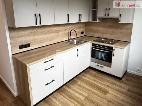 Pronájem bytu 2+1, Ústí nad Labem - Severní Terasa, Jizerská, 66 m2