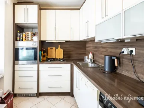Pronájem bytu 2+1, Praha - Záběhlice, Struhařovská, 55 m2