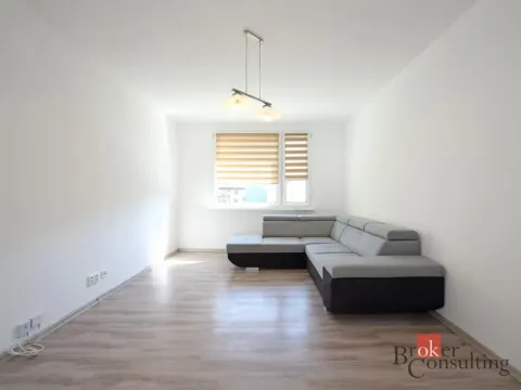 Pronájem bytu 2+1, Jablonec nad Nisou, Liberecká, 63 m2