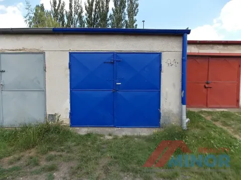 Pronájem garáže, Slaný, Rabasova, 20 m2