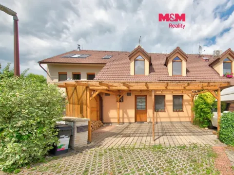 Prodej rodinného domu, Líbeznice, Ve Dvoře, 104 m2