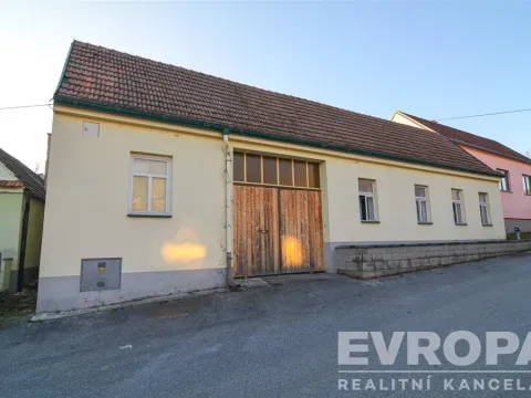 Prodej rodinného domu, Břeclav - Poštorná, Celnice-středisko služeb, 120 m2