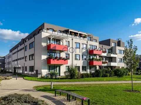 Pronájem bytu 1+kk, Praha, U Hostavického potoka, 32 m2