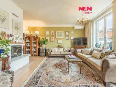 Prodej atypického bytu, Praha, Nuselská, 171 m2
