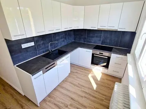 Pronájem bytu 2+1, Most, Zdeňka Štěpánka, 54 m2