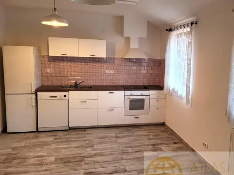 Pronájem bytu 2+kk, Tábor, Převrátilská, 46 m2