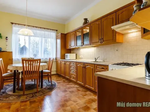 Pronájem vícegeneračního domu, Praha - Písnice, Putimská, 13000 m2