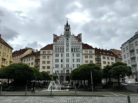 Pronájem bytu 3+kk, Praha - Dejvice, Kyjevská, 75 m2