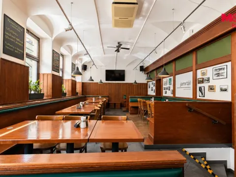 Pronájem restaurace, Praha - Nusle, Sekaninova, 194 m2