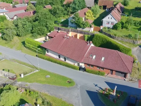 Prodej rodinného domu, Chřenovice, 286 m2