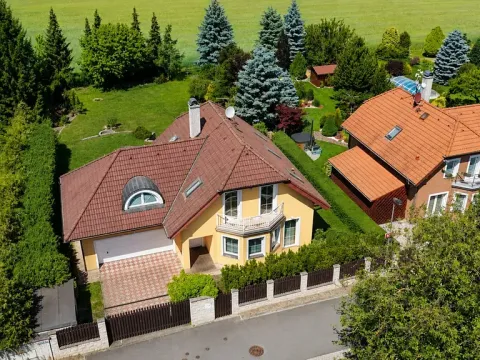 Prodej rodinného domu, Praha - Pitkovice, Klouzková, 181 m2