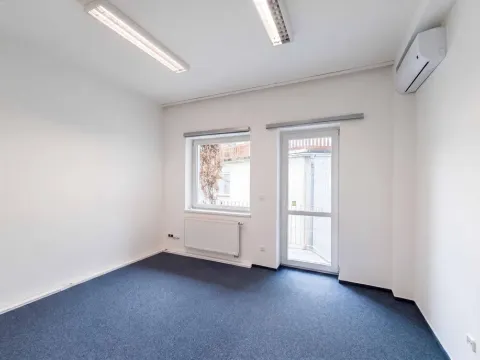 Pronájem kanceláře, Praha - Vysočany, Jandova, 209 m2