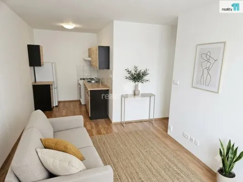 Prodej bytu 2+kk, Praha - Lhotka, Novodvorská, 41 m2