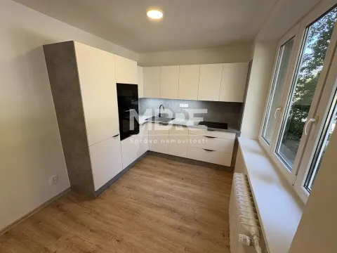 Pronájem bytu 2+1, Karviná - Nové Město, Havířská, 55 m2