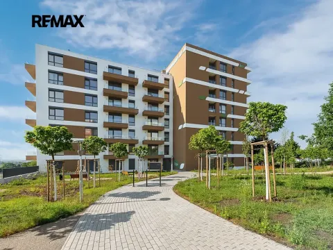 Prodej bytu 2+kk, Praha - Černý Most, Arnošta Valenty, 49 m2