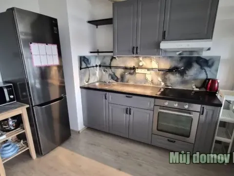 Pronájem bytu 1+kk, Praha - Letňany, Štanderova, 38 m2