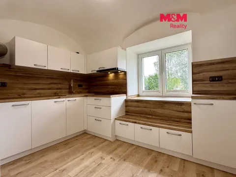 Pronájem bytu 2+1, Hobšovice - Skůry, 78 m2