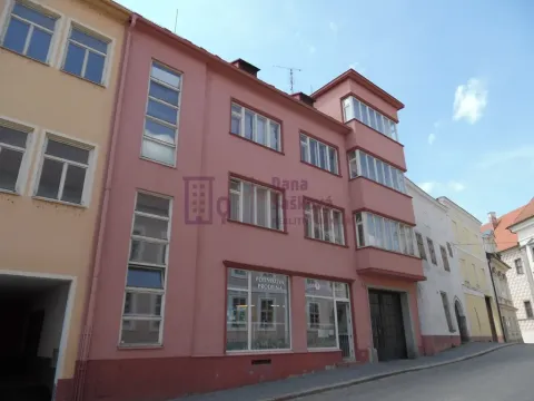 Pronájem bytu 1+kk, Jindřichův Hradec - Jindřichův Hradec I, Komenského, 27 m2