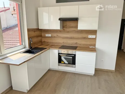 Pronájem bytu 2+kk, Valašské Meziříčí, Mostní, 45 m2