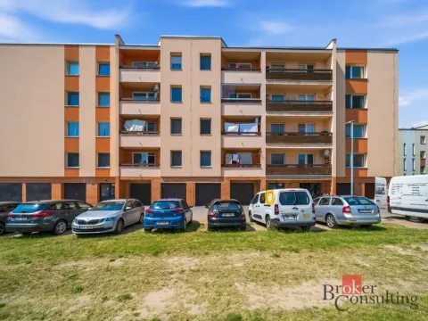 Prodej bytu 3+1, Lázně Bohdaneč, Za Školkou, 73 m2
