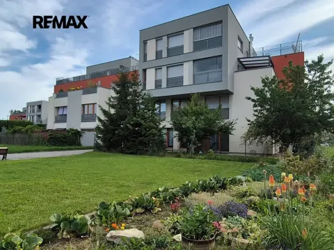 Pronájem bytu 2+kk, Praha - Pitkovice, Pečárková, 52 m2