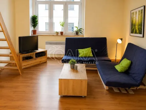 Prodej bytu 1+1, Praha - Smíchov, Křížová, 38 m2