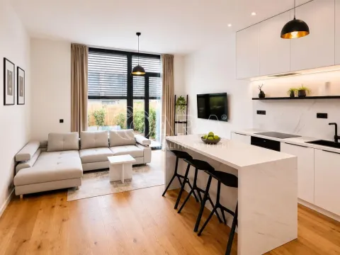 Pronájem bytu 2+kk, Praha - Smíchov, Grafická, 62 m2