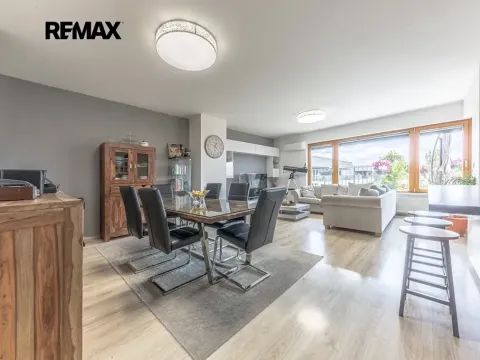 Prodej bytu 5+kk, Praha - Modřany, K Vystrkovu, 134 m2