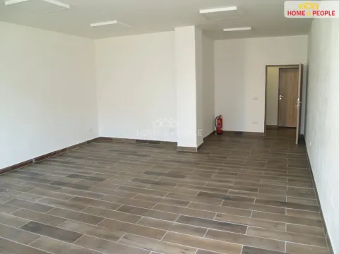 Pronájem obchodního prostoru, Chodov, Školní, 32 m2
