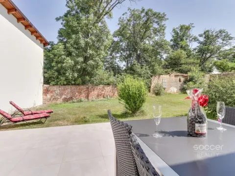 Pronájem bytu 1+kk, Vojkovice, 37 m2