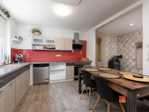 Prodej bytu 3+1, Čermná ve Slezsku, 68 m2