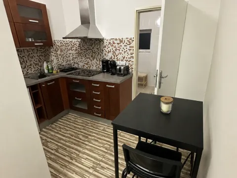 Pronájem bytu 2+1, Karlovy Vary, Libušina, 47 m2