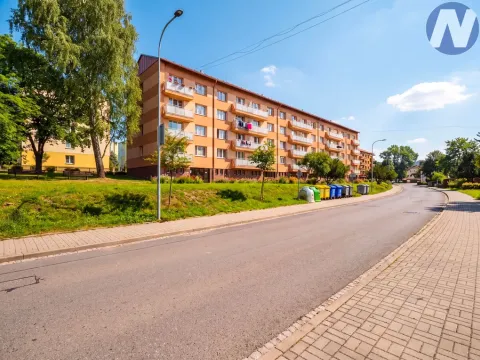 Prodej bytu 3+1, Volary, Sídl. Míru, 67 m2