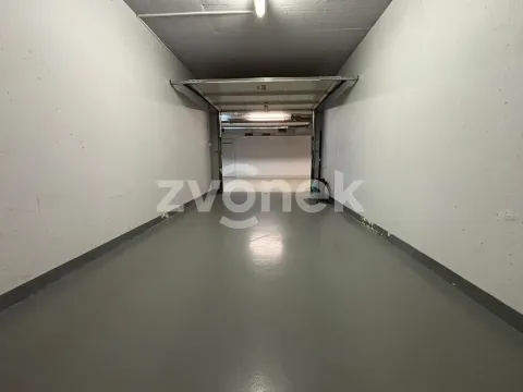 Pronájem garáže, Zlín, Na Honech I, 20 m2