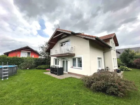 Pronájem rodinného domu, Trnová, 250 m2