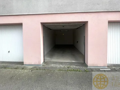 Pronájem garáže, Tábor, Maredova, 18 m2