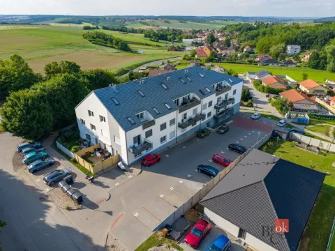 Prodej bytu 2+kk, Neslovice, Lesní, 72 m2