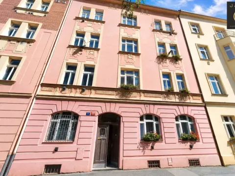 Prodej bytu 1+kk, Praha - Karlín, Hybešova, 24 m2