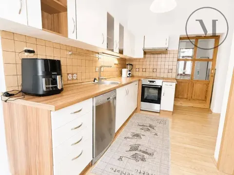 Pronájem bytu 3+1, České Budějovice, Nerudova, 58 m2