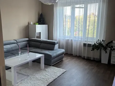 Pronájem bytu 2+1, Praha - Vinohrady, Nad olšinami, 56 m2