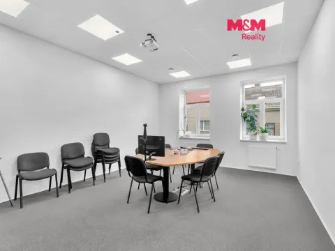 Pronájem kanceláře, Jičín - Pražské Předměstí, Ruská, 136 m2
